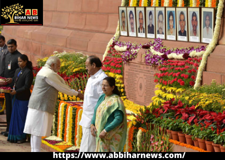  इतिहास:आज संसद पर हमले की 19वीं बरसी पर पीएम मोदी ने शहीद जवानों को दी श्रद्धांजलि