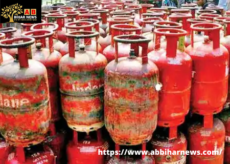  LPG Gas Cylinder: 819 रुपये वाला गैस सिलेंडर मिल रहा 119 रु में, ऐसे उठाएं ऑफर का लाभ