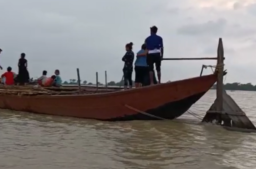  बाढ़ त्रासदी से हजारों ग्रामीण परेशान, सरकारी सुविधाएं नदारद