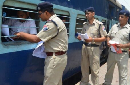 बिहार : ट्रेनों में यात्रियों के  सामान लूटने वालों पर नकेल कसने के लिए RPF चलाएगी विशेष जागरूकता अभियान