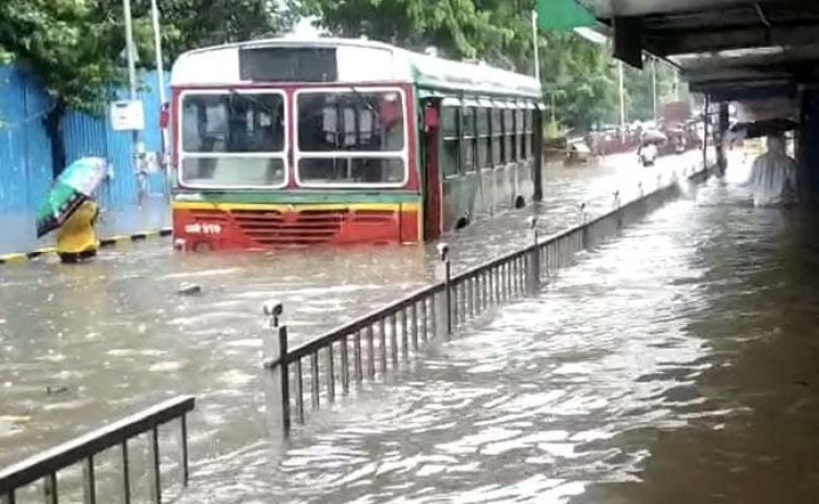  आंध्र प्रदेश में भारी बारिश ने मचाई भयंकर तबाही, 24 लोगों की मौत, कई लोग लापता