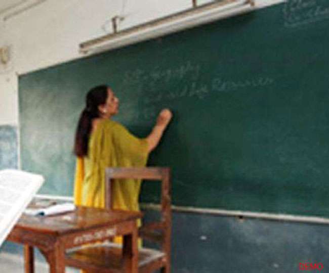  Bihar Teacher News: बिहार में बच्चों के लिए स्कूल बंद, अब शिक्षक छुट्टी की कर रहे हैं मांग