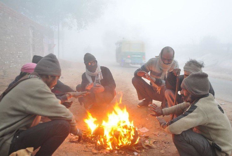  Bihar Weather Updates : बिहार में ठंड और कोहरे का प्रकोप, 7 जनवरी तक शीत दिवस का अलर्ट जारी