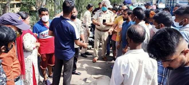  गोपालगंज में अनियंत्रित ट्रक ने 5 छात्रों को रौंदा, इस हादसे से गुस्साए लोगों ने किया सड़क जाम