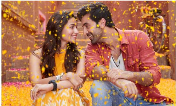  Alia Bhatt-Ranbir Kapoor Wedding:रणबीर कपूर और आलिया भट्ट की शादी आज, शादी के लिए रवाना हुआ परिवार