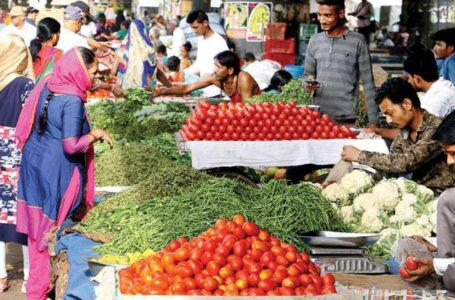 दशहरा में सब्जियों के दाम ने किचन का स्वाद बिगाड़ा,  टमाटर और लहसुन का भाव सबसे महंगा