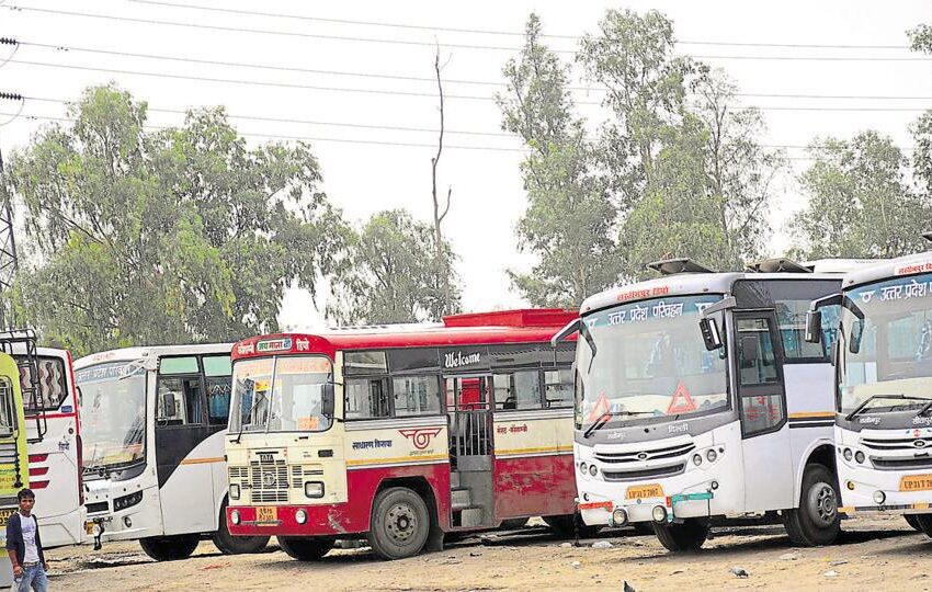  दरभंगा में बसों को अवैध रूप पार्किंग पर बड़ी कार्रवाई,  13 बसों पर लगा जुर्माना