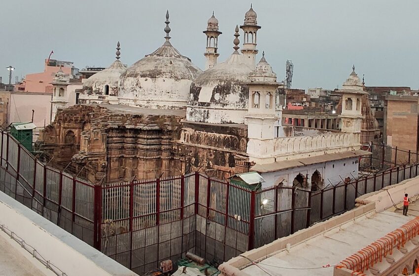  ज्ञानवापी मस्जिद परिसर में मिले ‘शिवलिंग’ की सुरक्षा से जुड़ी याचिका पर सुनवाई कल सुप्रीम कोर्ट में