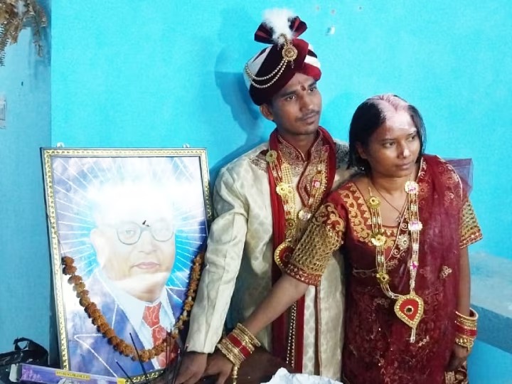 Bhagalpur News:भागलपुर महिला थाने में प्रेमिका ने डॉ. भीमराव आंबेडकर को साक्षी मानकर प्रेमी दारोगा से की शादी 