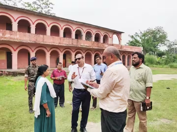  मुजफ्फरपुर में शिक्षा विभाग ने की बड़ी कार्रवाई, स्कूल से काटे गए 4000 बच्चों के नाम, जानें क्यों ?