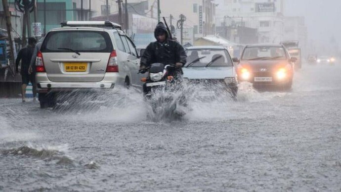  यूपी में भारी बारिश से तबाही, लखनऊ का हाल, पिछले 24 घंटे में 19 लोगों की गई जान