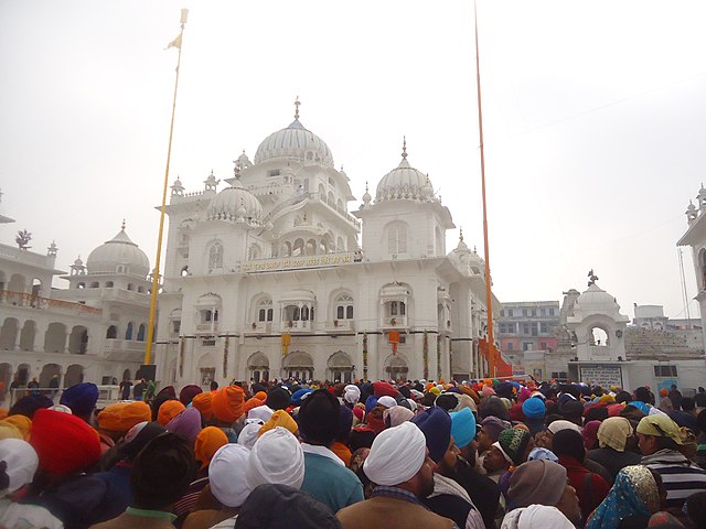  12 मई को रोड शो के बाद 13 मई को तख्त हर मंदिर साहिब गुरुद्वारा में माथा टेकेंगे PM नरेंद्र मोदी