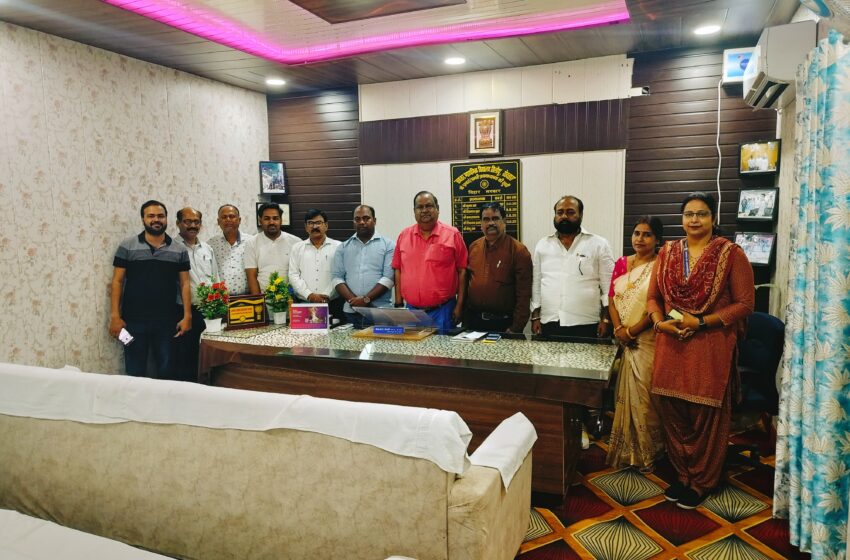 तिलौथू उच्च विद्यालय के पूर्ववर्ती छात्र-छात्राओं का होगा सम्मेलन, कार्यक्रम को सफल बनाने को लेकर बैठक