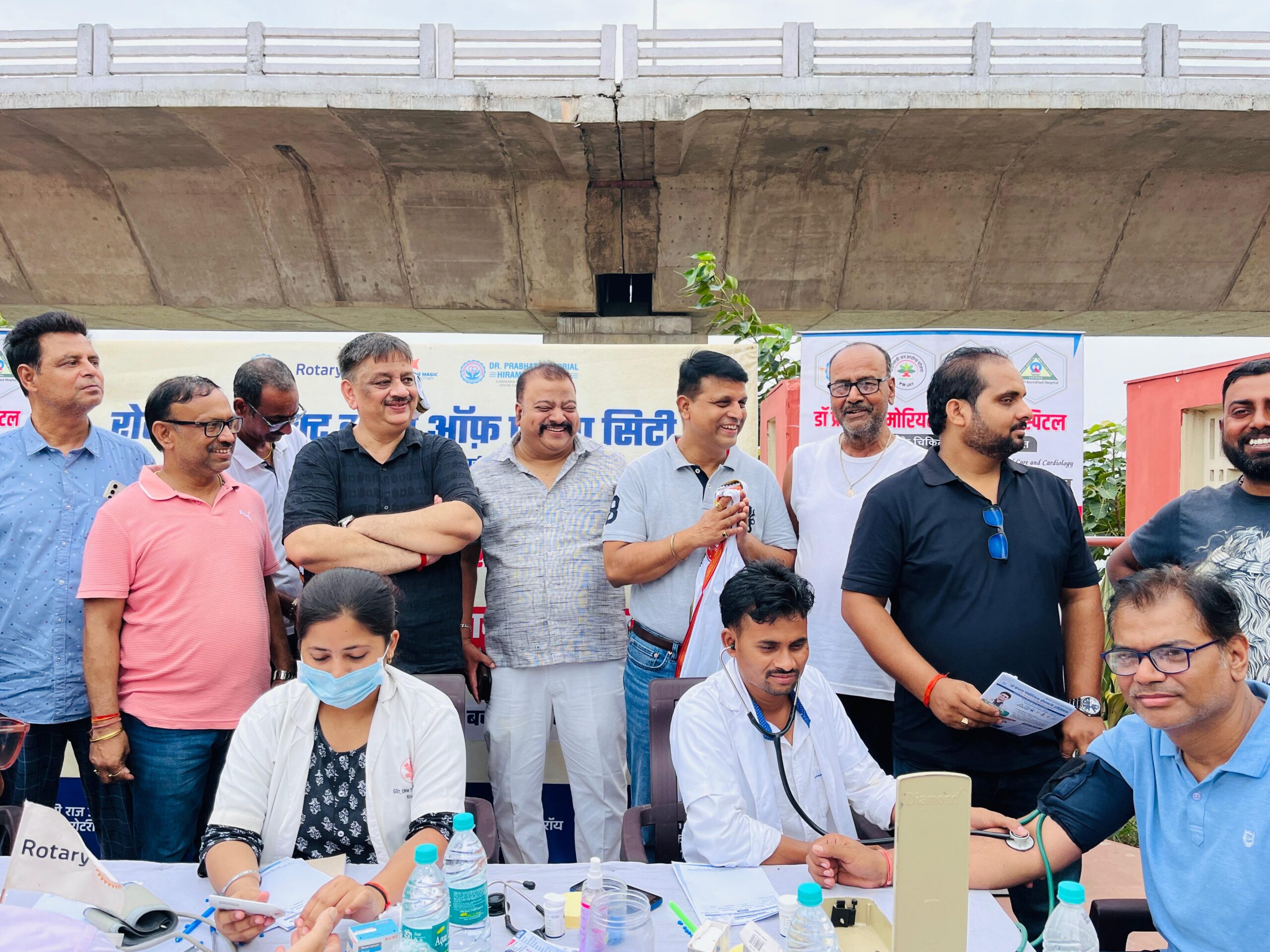 रोटरी व रोट्रैक्ट क्लब ऑफ़ पटना सिटी ने नि:शुल्क स्वास्थ्य जांच शिविर का आयोजन